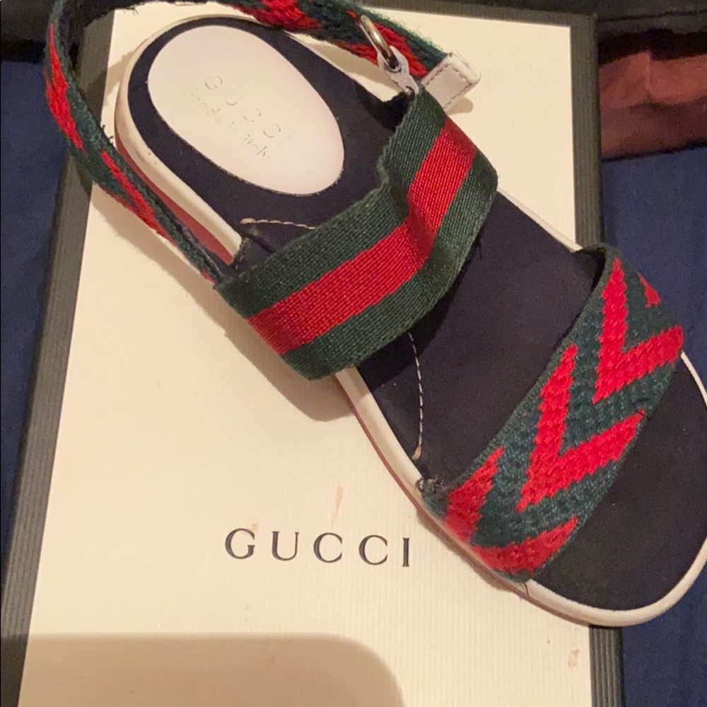 Kids Gucci slides